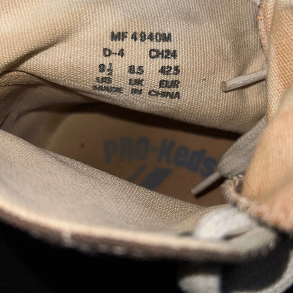 PRO Keds Canvas High Tops Bugs Bunny Blue Heel Tag Mens 9 1/2 Looney Tunes 1993 - Picture 6 of 14